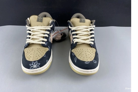 Dunk Travis CT5053-001 Nike TS Low Scott x SB 0901